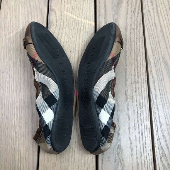 🔥Burberry horsebit house check ballerina flats -A - Picture 6 of 8